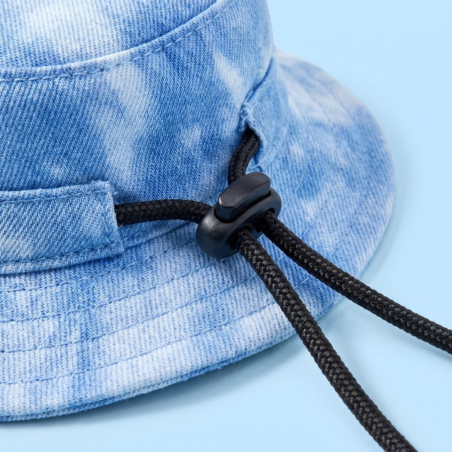 Close-up of the Floppy bucket hat